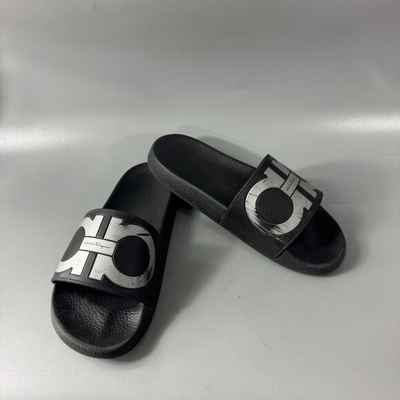 Salvatore Ferragamo Groove Black Pool Slide sandals, Size 8 main image 5